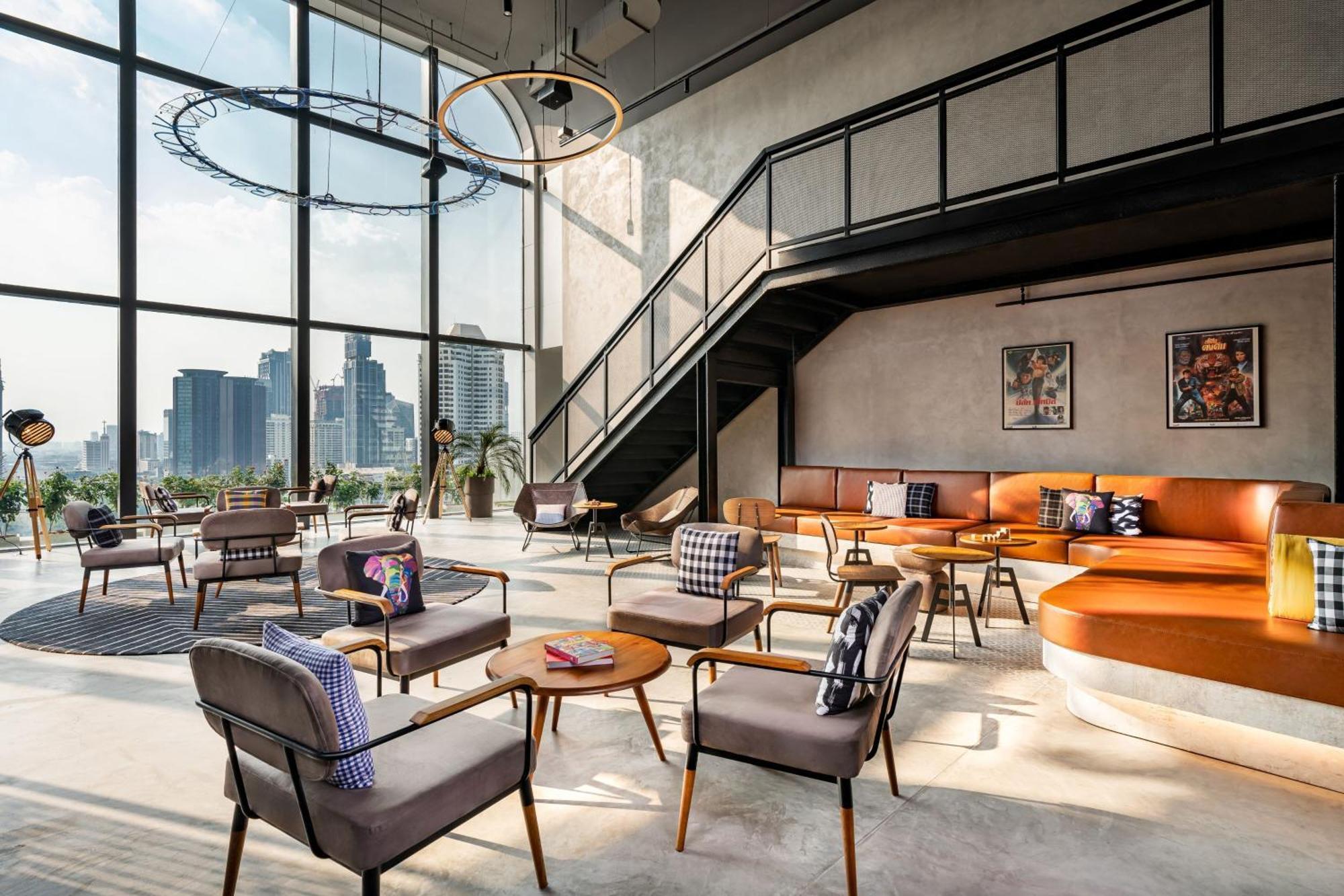 Hotel Moxy Bangkok Ratchaprasong Exterior foto