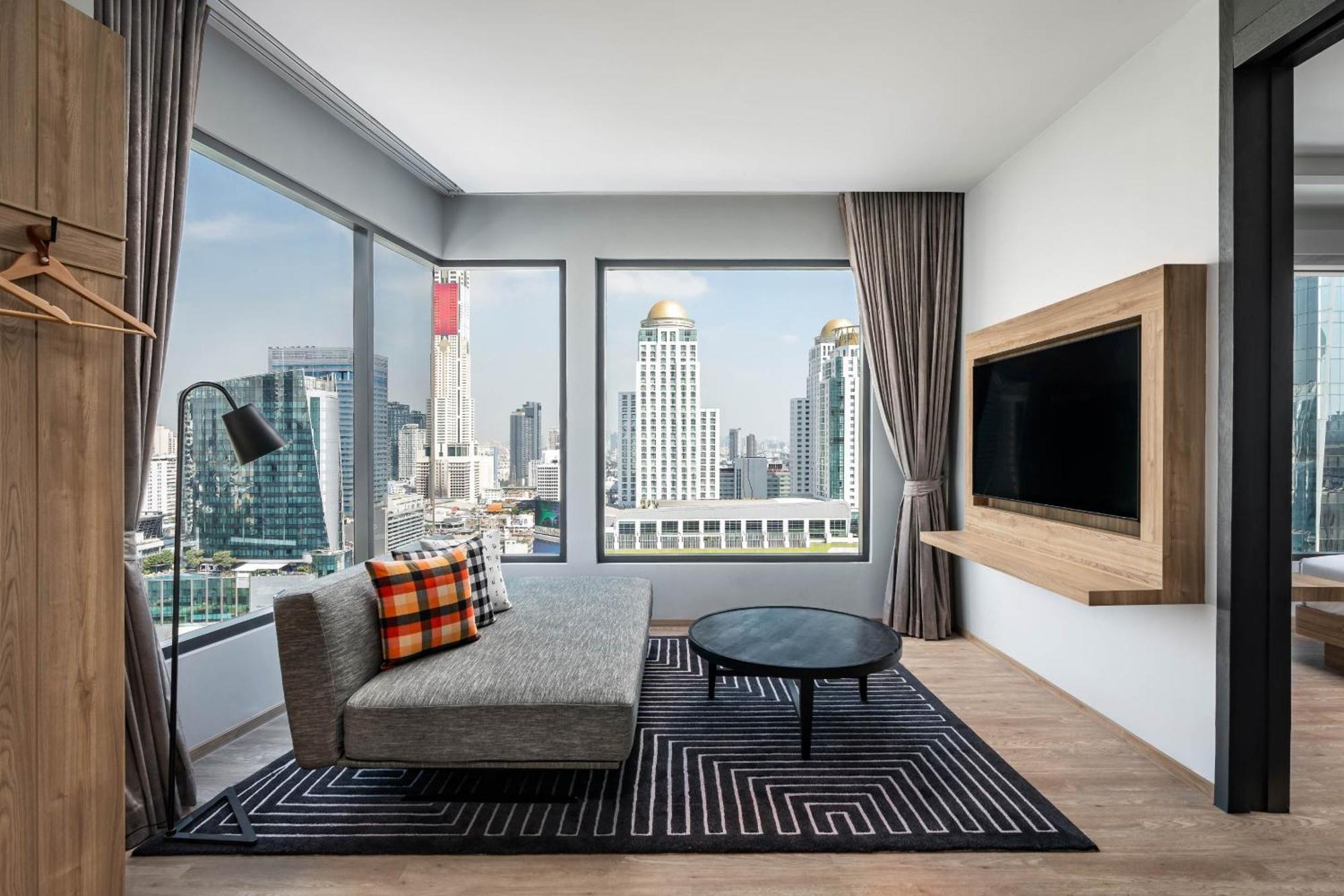 Hotel Moxy Bangkok Ratchaprasong Exterior foto
